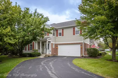 2615 Lorraine Circle, Geneva, IL 60134 - Photo 2