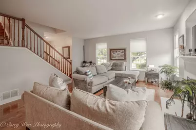 2615 Lorraine Circle, Geneva, IL 60134 - Photo 6