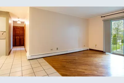 876 Blossom Lane #203, Prospect Heights, IL 60070 - Photo 10
