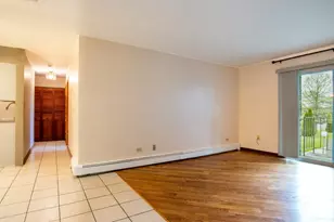 876 Blossom Ln, Prospect Heights, IL 60070 - Photo 10