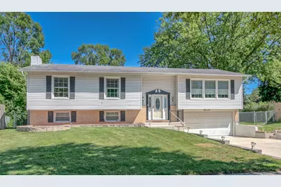 1099 Stratford Lane, Hanover Park, IL 60133 - Photo 2