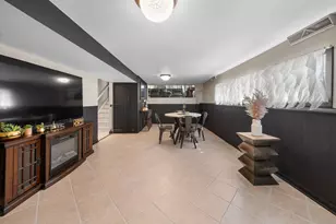 960 Becker Ln, Aurora, IL 60505 - Photo 26