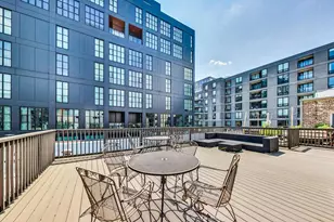 110 N Peoria St, Chicago, IL 60607 - Photo 18