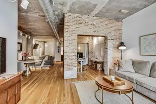 110 N Peoria St, Chicago, IL 60607 - Photo 10