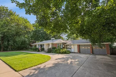412 Dundee Avenue, Barrington, IL 60010 - Photo 2