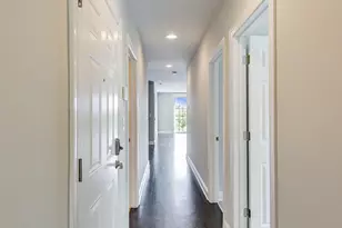 3332 W Palmer St, Chicago, IL 60647 - Photo 8