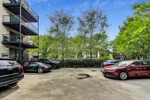 3332 W Palmer St, Chicago, IL 60647 - Photo 4