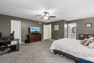 1806 Midday Dr, Zion, IL 60099 - Photo 16