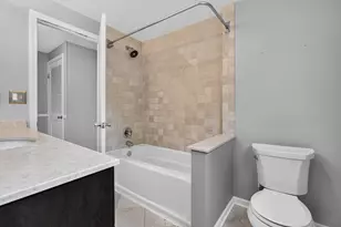 352 Berry Dr, Naperville, IL 60540 - Photo 12