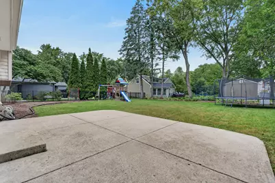 352 Berry Drive, Naperville, IL 60540 - Photo 22