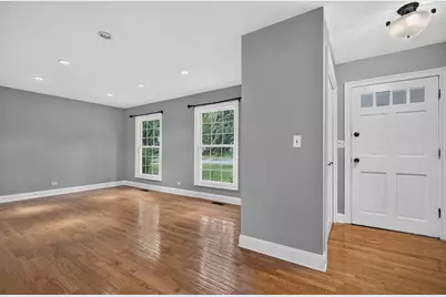 352 Berry Drive, Naperville, IL 60540 - Photo 2