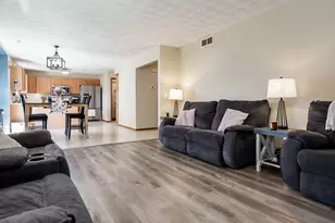 15620 Taylor St, South Beloit, IL 61080 - Photo 10