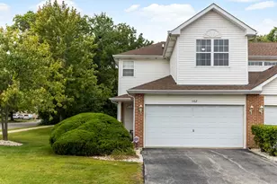 1102 Coventry Cir, Glendale Heights, IL 60139 - Photo 2