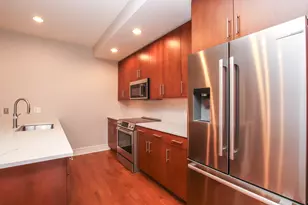 850 N Lake Shore Dr, Chicago, IL 60611 - Photo 4