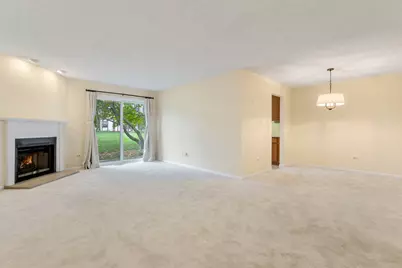 386 Elizabeth Drive #386, Wood Dale, IL 60191 - Photo 2