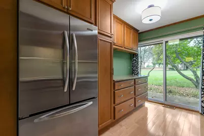 386 Elizabeth Drive #386, Wood Dale, IL 60191 - Photo 6