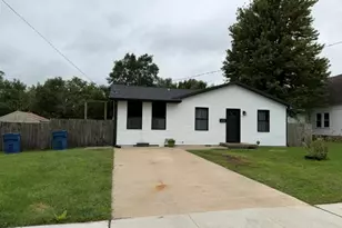 315 W Williams St, Dwight, IL 60420 - Photo 2