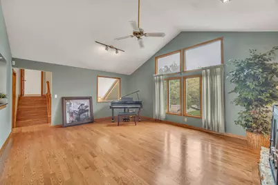 7N140 Nancy Lane, Saint Charles, IL 60175 - Photo 6