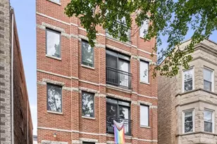 3736 N Fremont St, Chicago, IL 60613 - Photo 1