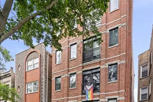 3736 N Fremont St, Chicago, IL 60613 - Photo 2