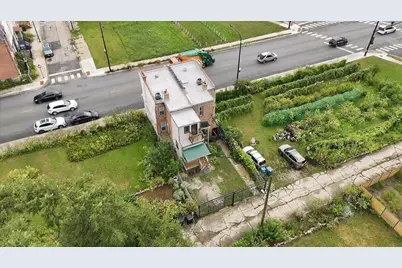 24 S Sacramento Boulevard, Chicago, IL 60612 - Photo 4