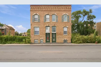 24 S Sacramento Boulevard, Chicago, IL 60612 - Photo 1