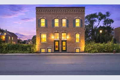 24 S Sacramento Boulevard, Chicago, IL 60612 - Photo 2
