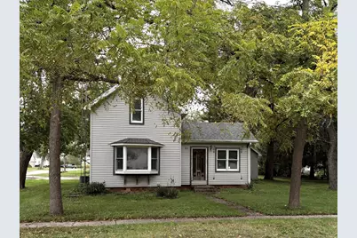 317 W Jefferson Street, Gardner, IL 60424 - Photo 2