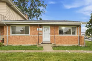 7030 W Carol Ave, Niles, IL 60714 - Photo 1