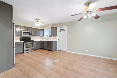 7030 W Carol Avenue, Niles, IL 60714 - Photo 18