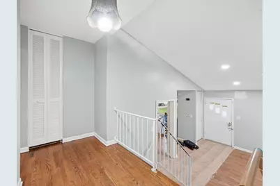 7030 W Carol Avenue, Niles, IL 60714 - Photo 10