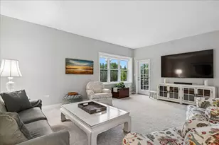 310 E Church Ave, Libertyville, IL 60048 - Photo 12