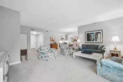 310 E Church Avenue #209, Libertyville, IL 60048 - Photo 4