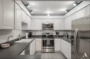 1201 W Diversey Pkwy, Chicago, IL 60614 - Photo 10
