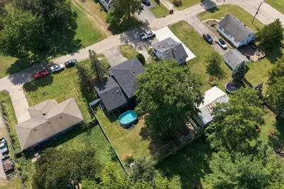 2437 Grape Street, Joliet, IL 60435 - Photo 2