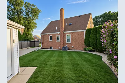 5659 N Olcott Avenue, Chicago, IL 60631 - Photo 18