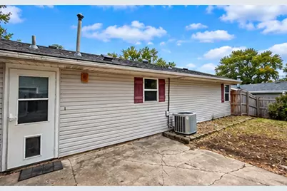 16664 W 146 Place, Lockport, IL 60441 - Photo 10