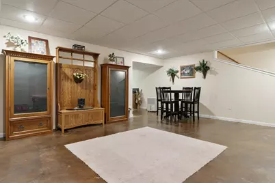 651 Ashleigh Lane, Roscoe, IL 61073 - Photo 40