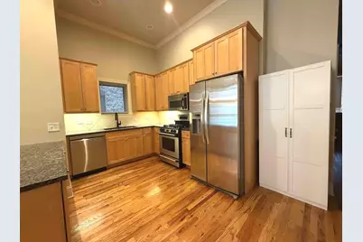 924 W Dakin Street #1, Chicago, IL 60613 - Photo 6