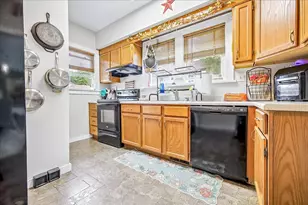 217 W Moulton St, Pontiac, IL 61764 - Photo 20