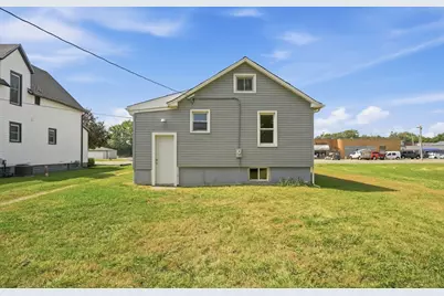 1266 N Schuyler Avenue, Kankakee, IL 60901 - Photo 18