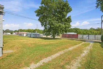 1266 N Schuyler Avenue, Kankakee, IL 60901 - Photo 16