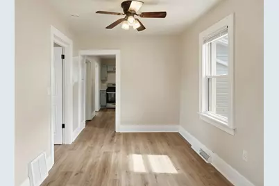 1266 N Schuyler Avenue, Kankakee, IL 60901 - Photo 6