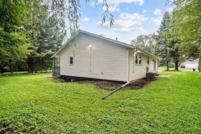 112 Liverpool Drive, Poplar Grove, IL 61065 - Photo 34