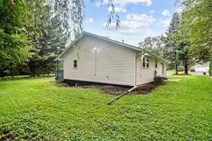 112 Liverpool Dr, Poplar Grove, IL 61065 - Photo 34