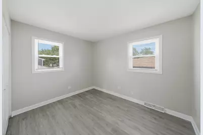 9338 Oak Street, Orland Park, IL 60462 - Photo 8