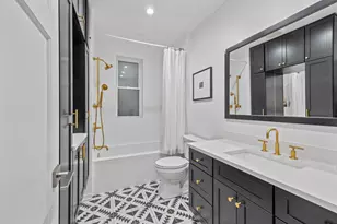 425 W Briar Pl, Chicago, IL 60657 - Photo 16