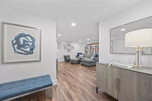 425 W Briar Pl, Chicago, IL 60657 - Photo 26