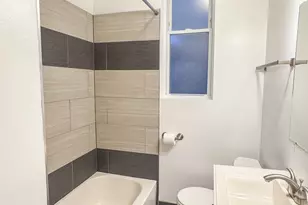 3512 N Halsted St, Chicago, IL 60657 - Photo 4