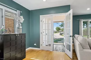 4529 N Sayre Ave, Harwood Heights, IL 60706 - Photo 2